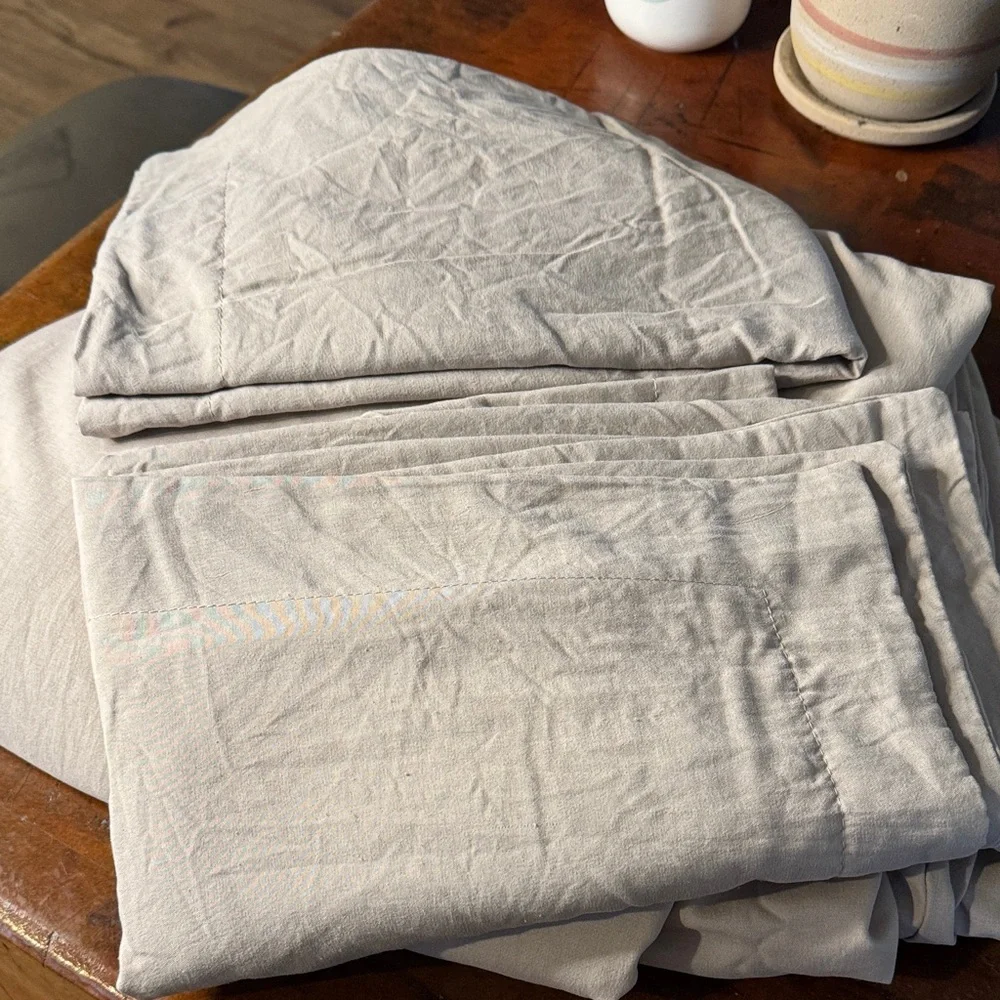 Elegant Khaki Duvet Cover Set (3)